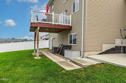 2721 E Calgary Ave, Bismarck, ND 58503 photo 51