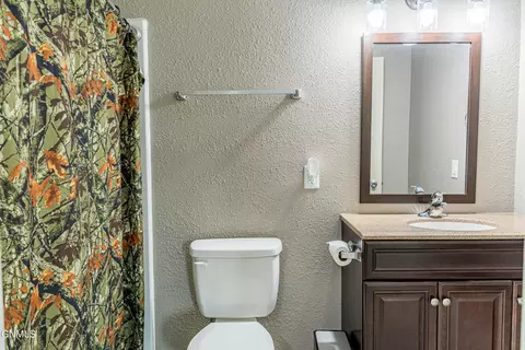 2721 E Calgary Ave, Bismarck, ND 58503 photo 35