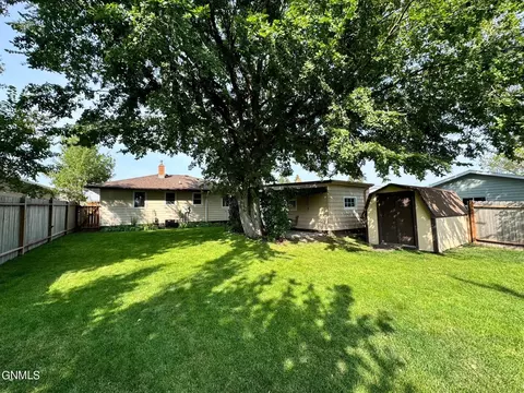 Exterior - 211 4th Ave E, Ray, ND 58849 photo 5 of 14