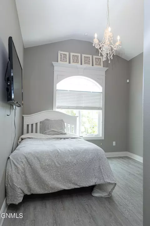 Bedroom - 2213 15th Ave W, Williston, ND 58801 photo 3 of 3