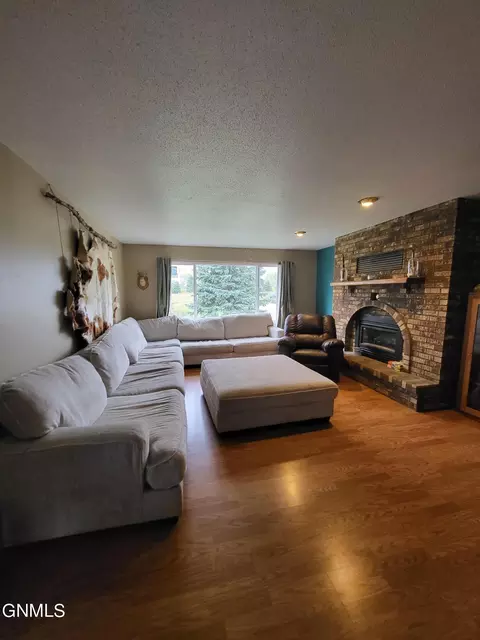 10191 County 1 Rd, Mcgregor, ND 58755 photo 11