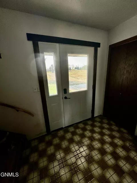 10191 County 1 Rd, Mcgregor, ND 58755 photo 7