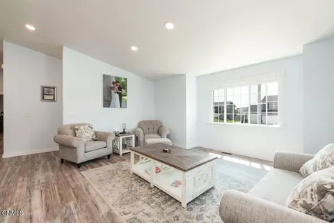 4716 Corvette St NW, Mandan, ND 58554 photo 7