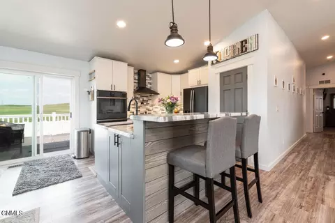 4716 Corvette St NW, Mandan, ND 58554 photo 9