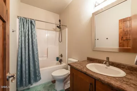 3916 Knudsen Loop, Bismarck, ND 58503 photo 15