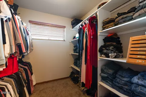 3916 Knudsen Loop, Bismarck, ND 58503 photo 22