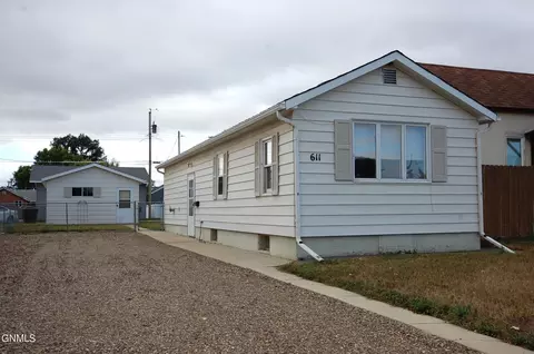 611 4th St Se St SE, Sidney, MT 59270