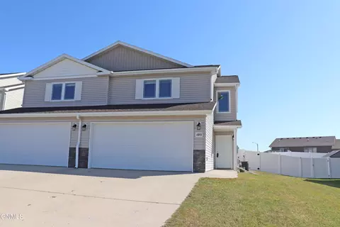 4015 Normandy St, Bismarck, ND 58503