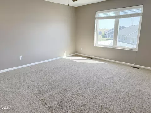 Bedroom - 4015 Normandy St, Bismarck, ND 58503 photo 3 of 10