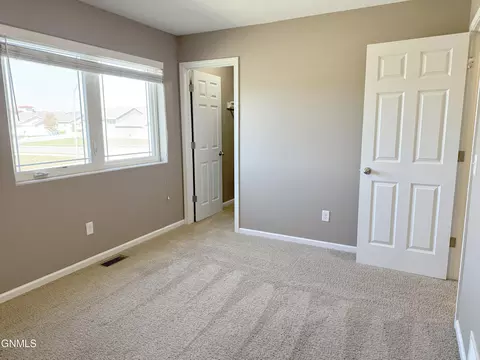Bedroom - 4015 Normandy St, Bismarck, ND 58503 photo 1 of 10