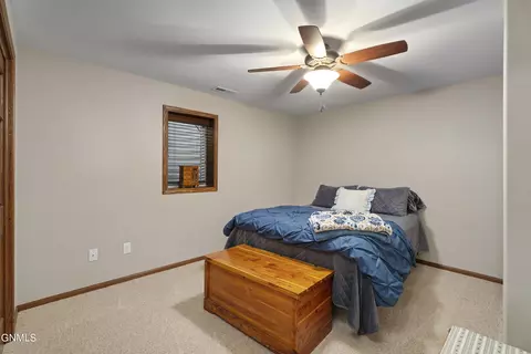 152 Duchess Dr, Bismarck, ND 58501 photo 25