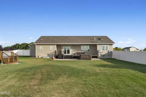152 Duchess Dr, Bismarck, ND 58501 photo 30