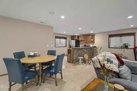152 Duchess Dr, Bismarck, ND 58501 photo 20