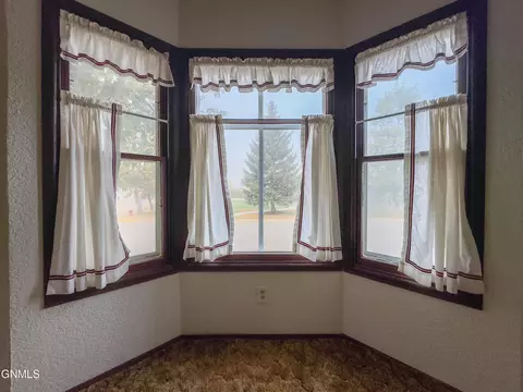 301 1st Ave E, Powers Lake, ND 58773 photo 7