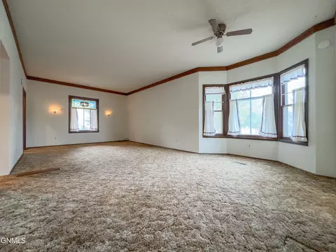 301 1st Ave E, Powers Lake, ND 58773 photo 4
