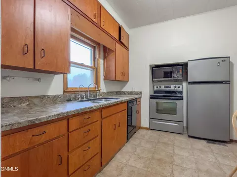 301 1st Ave E, Powers Lake, ND 58773 photo 8