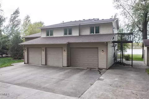 2012 Harbor Dr W, Bismarck, ND 58504 photo 70