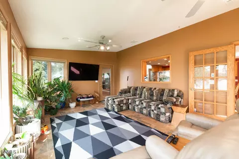 2012 Harbor Dr W, Bismarck, ND 58504 photo 26