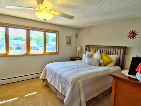 1302 4th Ave E, Williston, ND 58801 photo 54
