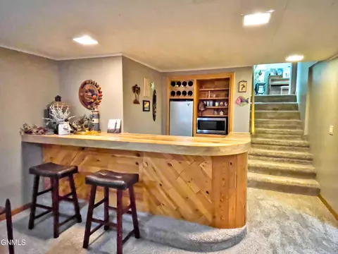 1302 4th Ave E, Williston, ND 58801 photo 47