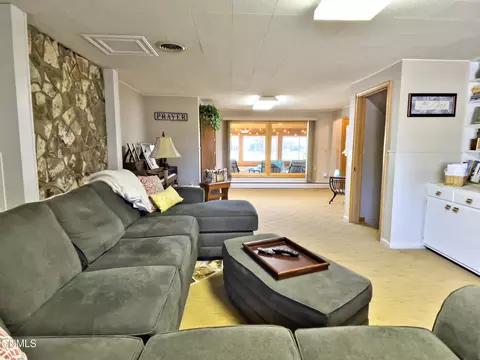 1302 4th Ave E, Williston, ND 58801 photo 24