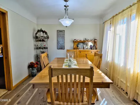1302 4th Ave E, Williston, ND 58801 photo 42