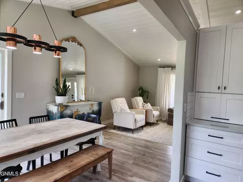 Dining - 4000 Cedar Pl, Bismarck, ND 58503 photo 3 of 6