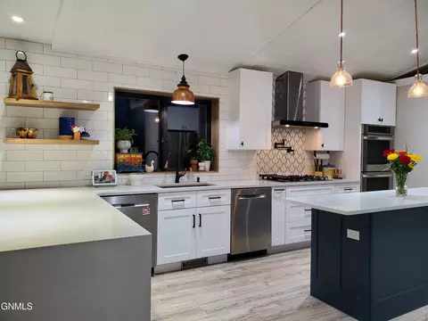 Kitchen - 4000 Cedar Pl, Bismarck, ND 58503 photo 1 of 18