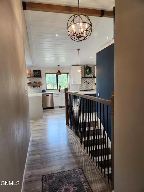 Entry Way - 4000 Cedar Pl, Bismarck, ND 58503 photo 3 of 4