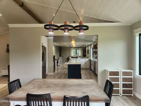 Dining - 4000 Cedar Pl, Bismarck, ND 58503 photo 4 of 6