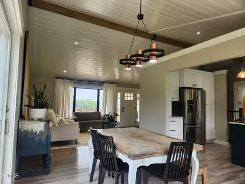 Dining - 4000 Cedar Pl, Bismarck, ND 58503 photo 1 of 6