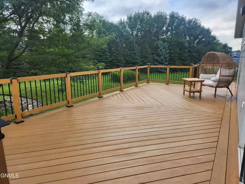 Exterior - 4000 Cedar Pl, Bismarck, ND 58503 photo 3 of 6