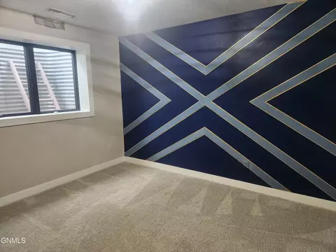 Bedroom - 4000 Cedar Pl, Bismarck, ND 58503 photo 2 of 4