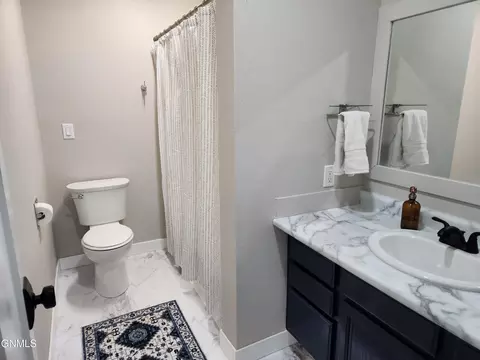 Bath - 4000 Cedar Pl, Bismarck, ND 58503 photo 6 of 13