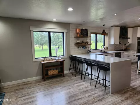 Kitchen - 4000 Cedar Pl, Bismarck, ND 58503 photo 18 of 18