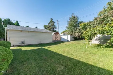 1801 Monte Dr NW, Mandan, ND 58554 photo 22