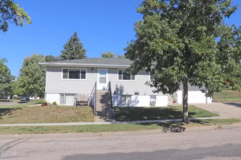 1704 Porter Ave, Bismarck, ND 58501 photo 43