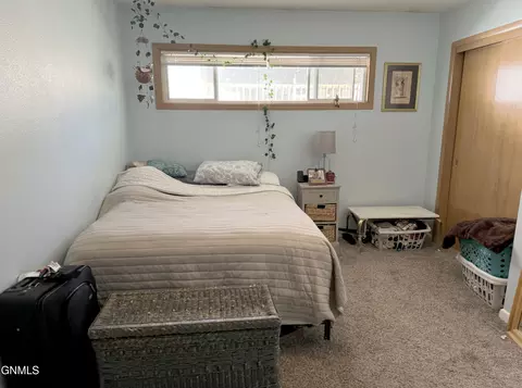 1704 Porter Ave, Bismarck, ND 58501 photo 13