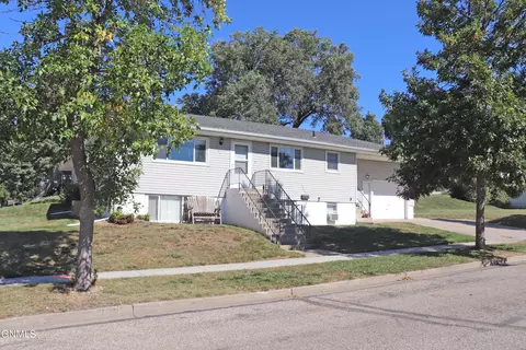 1704 Porter Ave, Bismarck, ND 58501 photo 42