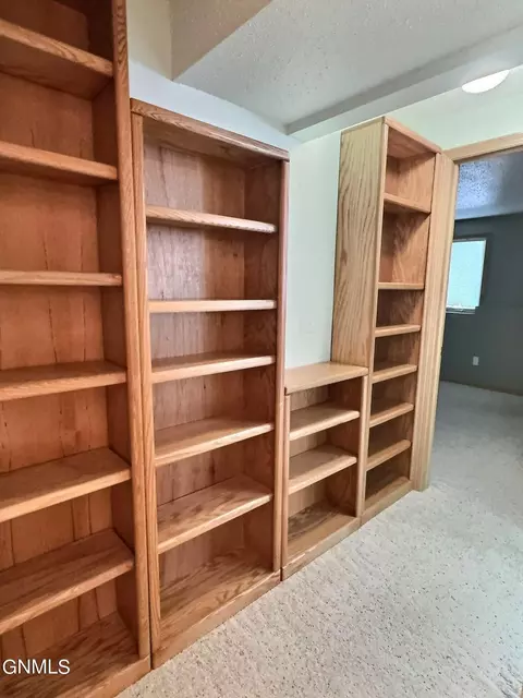 Other - 121 Edmonton Dr, Bismarck, ND 58503 photo 6 of 8