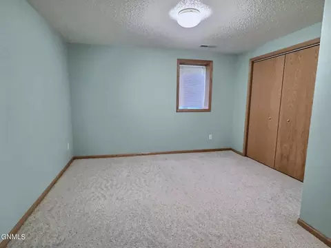 Bedroom - 121 Edmonton Dr, Bismarck, ND 58503 photo 4 of 4