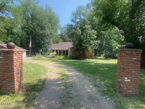 311 Main St, Stanton, ND 58571 photo 2