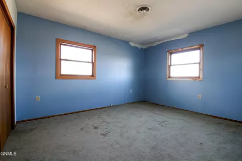 601 Minnesota Ave, Mott, ND 58646 photo 21