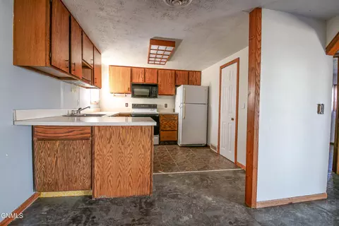 601 Minnesota Ave, Mott, ND 58646 photo 8