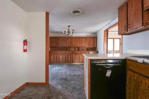 601 Minnesota Ave, Mott, ND 58646 photo 9