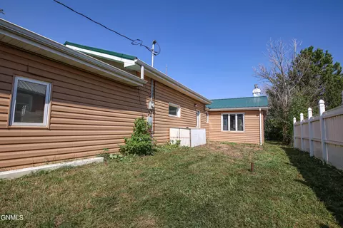 601 Minnesota Ave, Mott, ND 58646 photo 25
