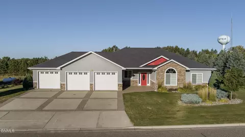 124 Hazel Miner Ave N, Center, ND 58530