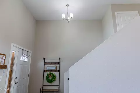 513 Fields Ct SE, Mandan, ND 58554 photo 9