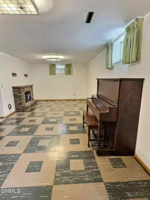 Other - 2033 Saint Benedict Dr, Bismarck, ND 58501 photo 4 of 14