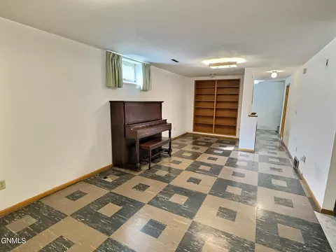 Living - 2033 Saint Benedict Dr, Bismarck, ND 58501 photo 2 of 3